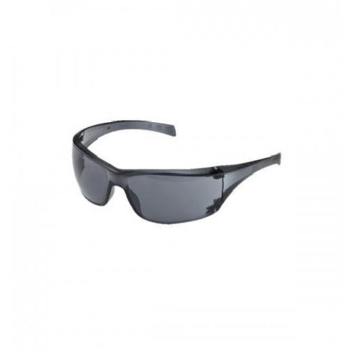 saTvale-klasikuri-shavi-3m-71512-01